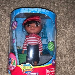 Dora World Adventure France Doll